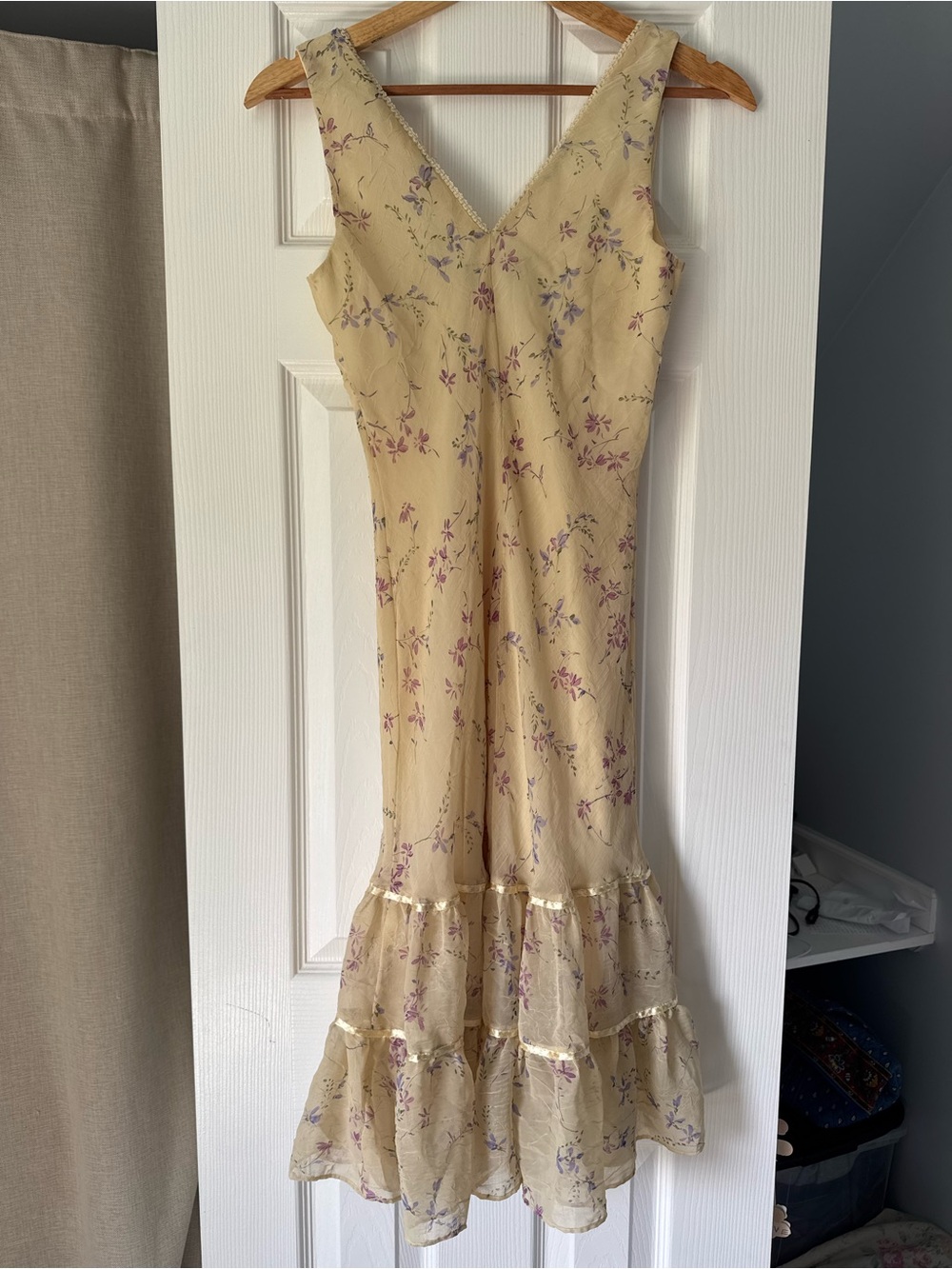 Y2K Fairy Butter Yellow V-Neck Dress - Picture 6 of 9